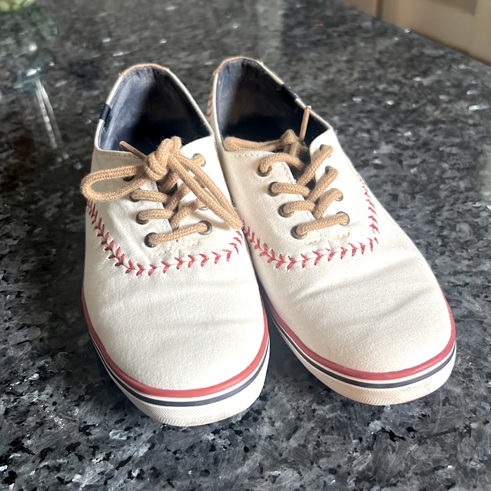 Keds “1976” vintage styled baseball sneakers